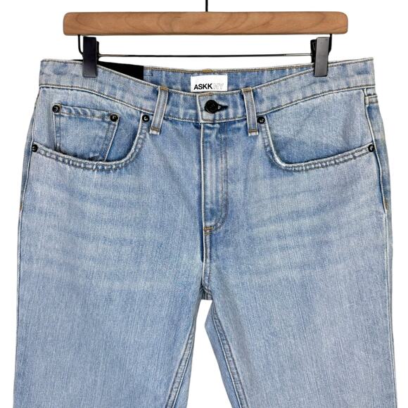 ASKK NY NWT Carrot Distressed Knees Light Wash 100% Cotton Straight Leg Jeans - Picture 4 of 10